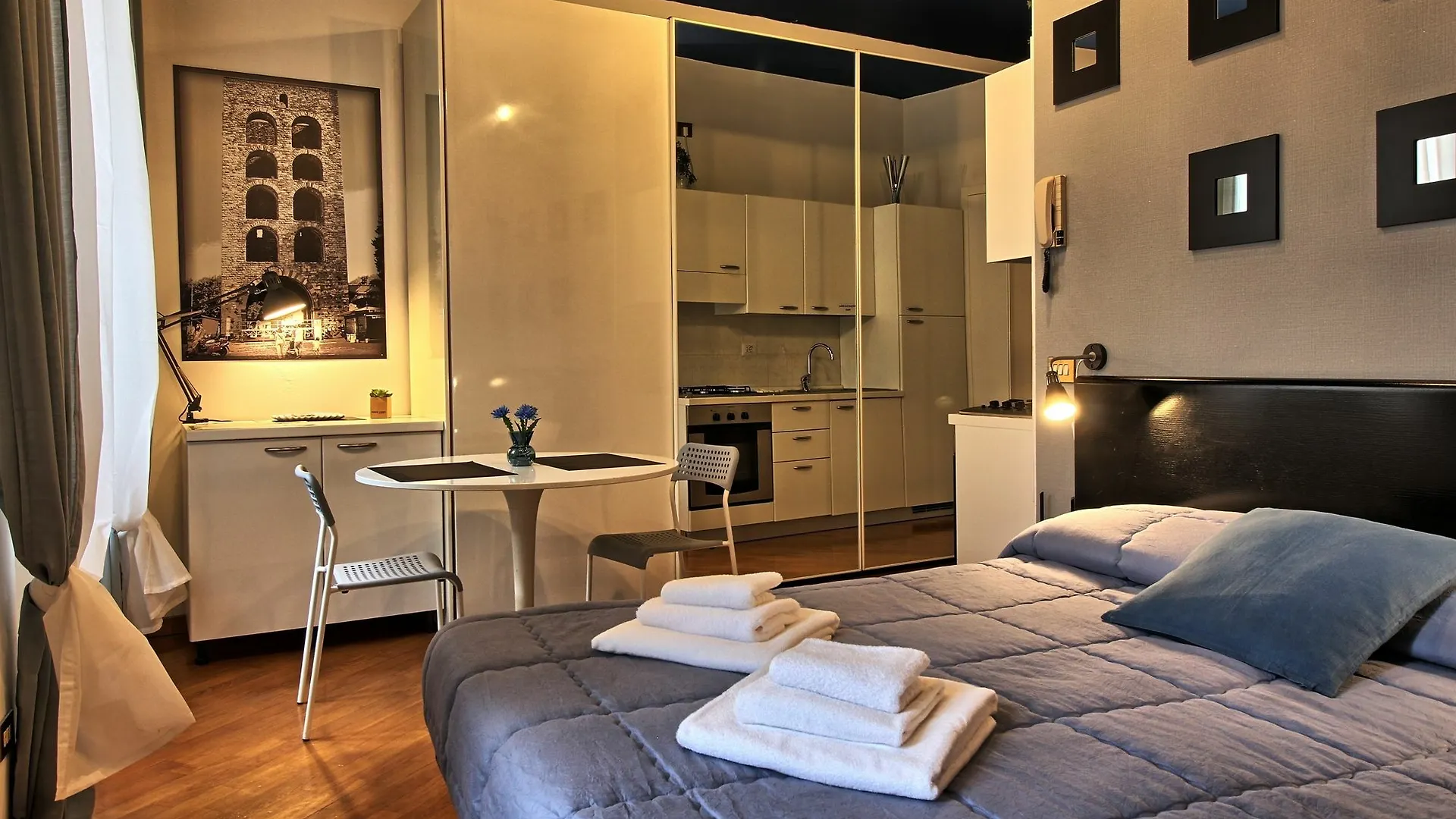 Logicasa Apartment Tower Gate Como