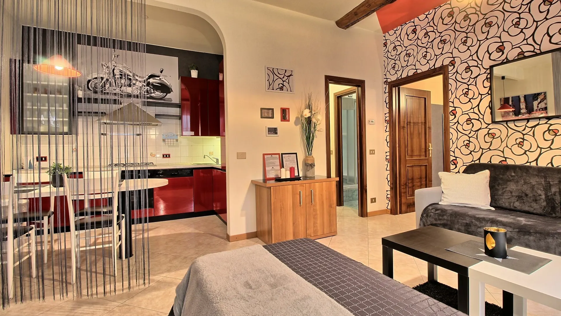 Logicasa Apartment Tower Gate Como 0*,  Italy