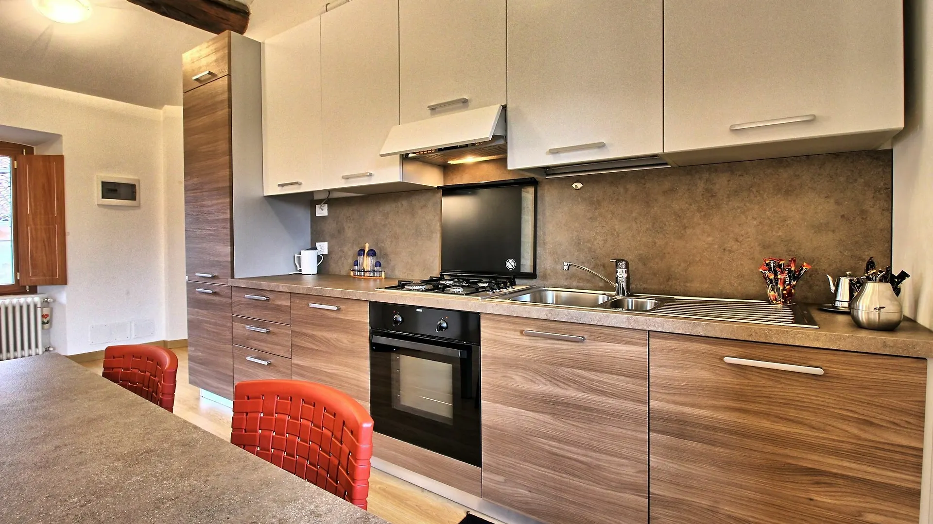 Logicasa Apartment Tower Gate Como